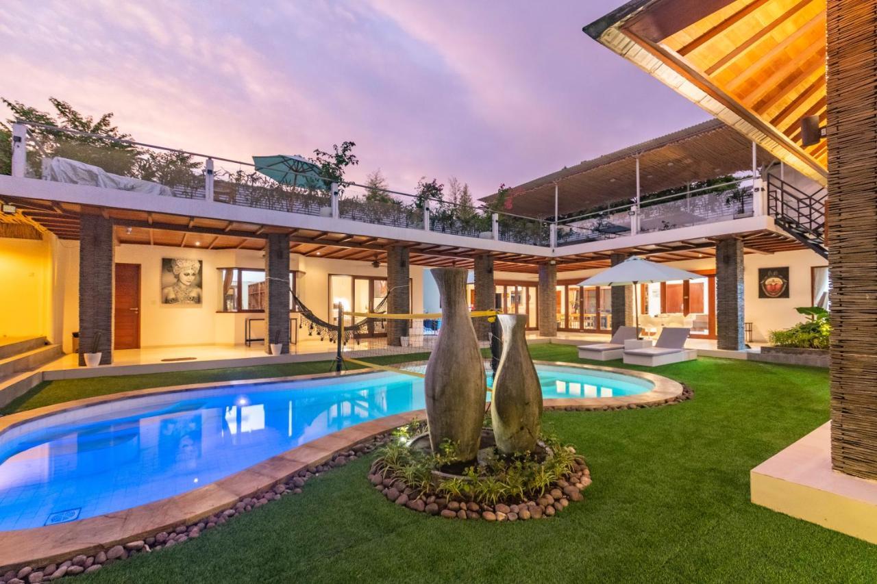 5 Bedroom Villa Sultan Luxury Entertainment And Relaxation Seminyak  Exterior photo